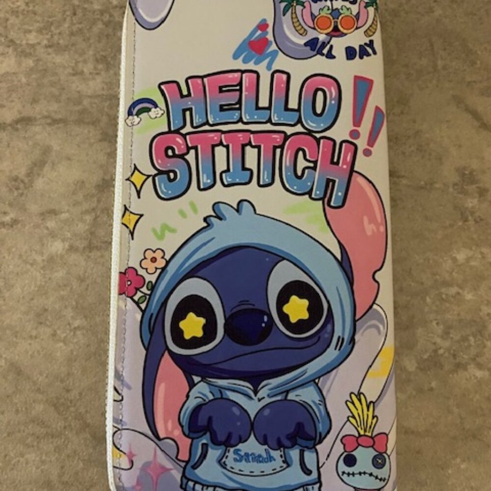 Hello Stitch Wallet - Picture 2 of 14